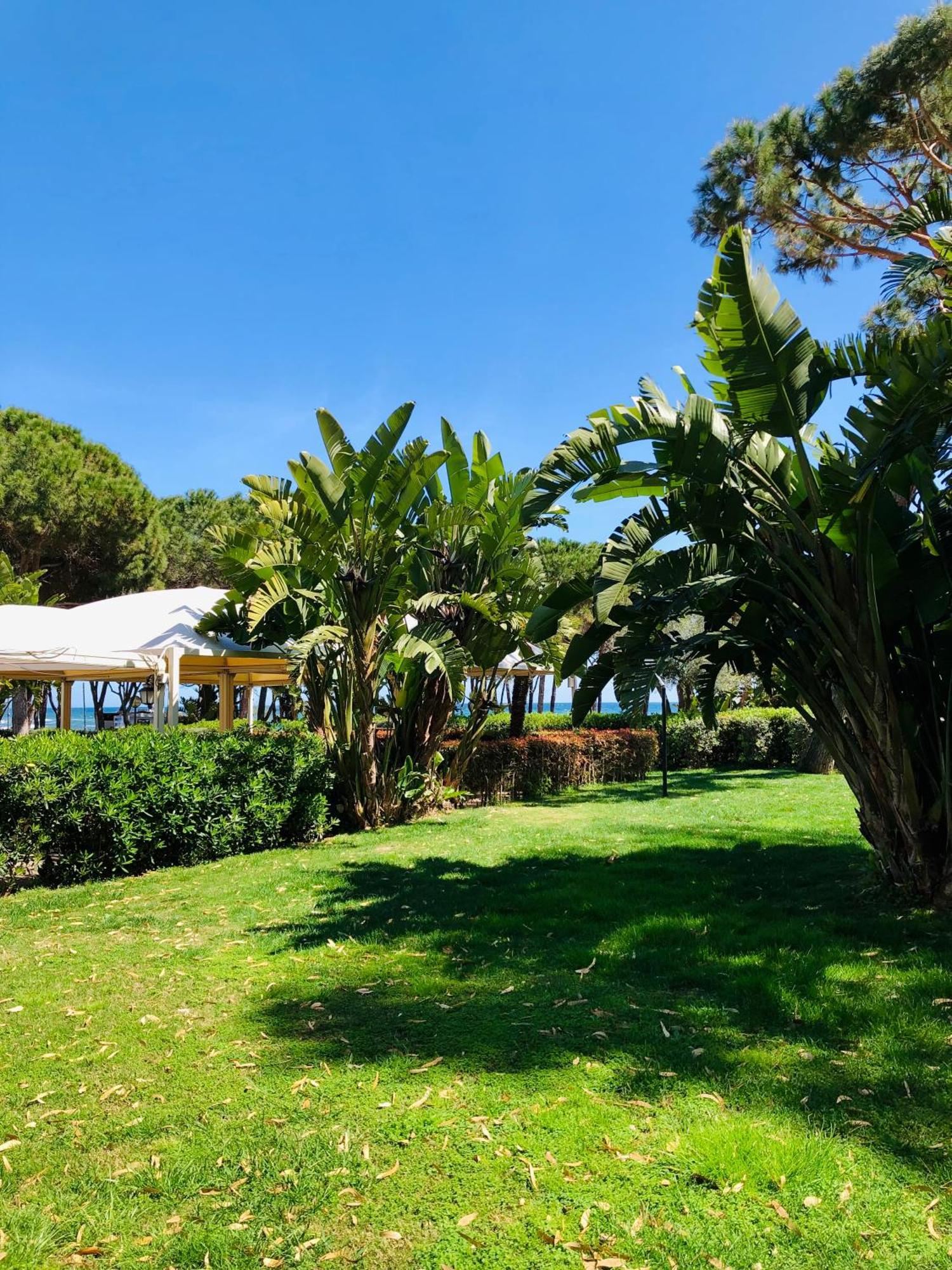 Camping Cala D'Ostia Pula Exterior photo